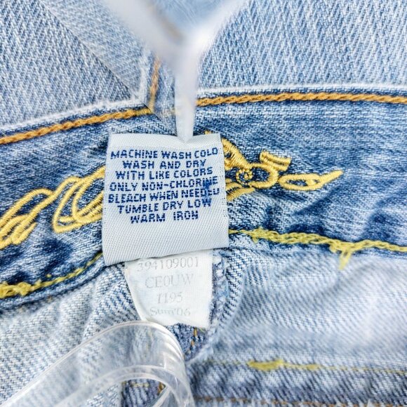 Old Navy Y2K Patchwork Capri Blue Jeans Cropped Light Wash Distressed Size 6 - Picture 5 of 11